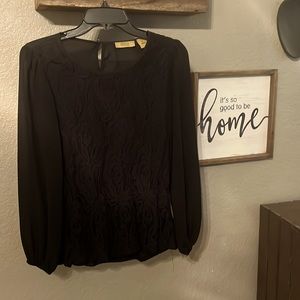 Black laced top sz small